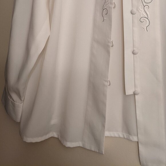 VTG Embroidered Button Up Blouse - Picture 6 of 6